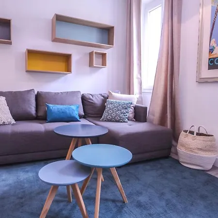Paradis Furnished Flat Apartamento *